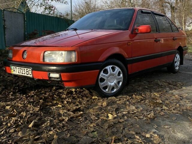 Червоний Фольксваген Пассат, об'ємом двигуна 1.8 л та пробігом 323 тис. км за 750 $, фото 1 на Automoto.ua