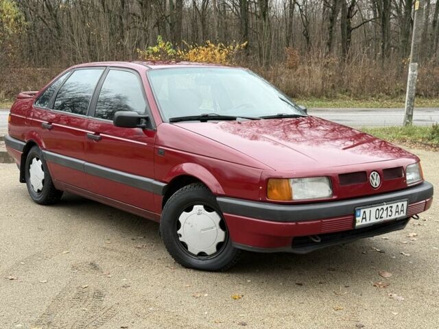 Красный Фольксваген Пассат, объемом двигателя 1.8 л и пробегом 1 тыс. км за 1650 $, фото 1 на Automoto.ua