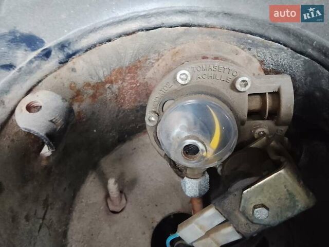 Красный Фольксваген Пассат, объемом двигателя 1.8 л и пробегом 640 тыс. км за 900 $, фото 1 на Automoto.ua