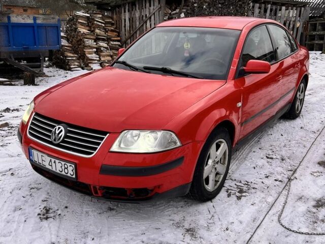 Красный Фольксваген Пассат, объемом двигателя 1.9 л и пробегом 390 тыс. км за 1499 $, фото 1 на Automoto.ua