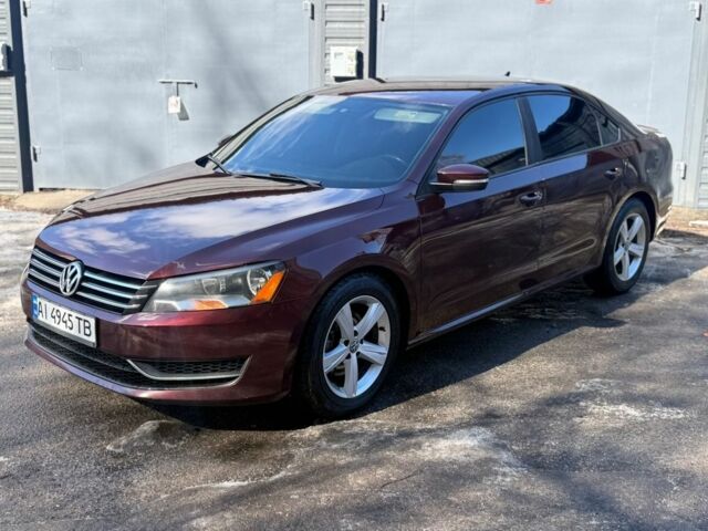 Красный Фольксваген Пассат, объемом двигателя 2.5 л и пробегом 200 тыс. км за 8200 $, фото 1 на Automoto.ua