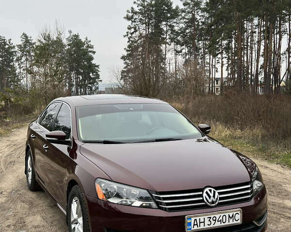 Червоний Фольксваген Пассат, об'ємом двигуна 2.48 л та пробігом 110 тис. км за 11700 $, фото 1 на Automoto.ua