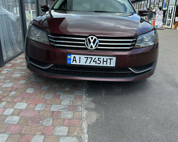 Красный Фольксваген Пассат, объемом двигателя 2.48 л и пробегом 230 тыс. км за 9300 $, фото 1 на Automoto.ua