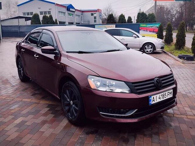 Красный Фольксваген Пассат, объемом двигателя 1.8 л и пробегом 280 тыс. км за 10499 $, фото 1 на Automoto.ua