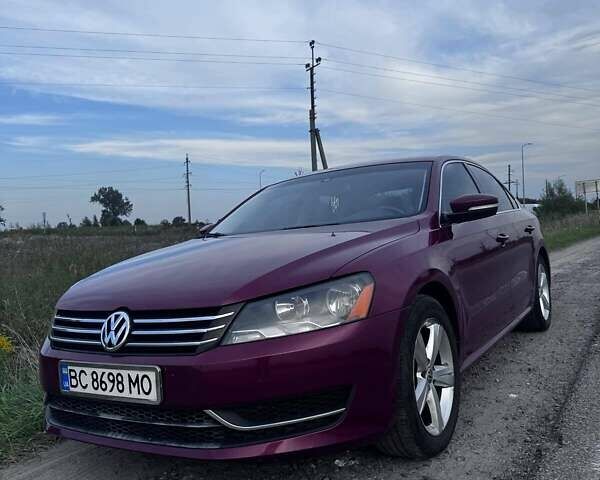 Красный Фольксваген Пассат, объемом двигателя 1.8 л и пробегом 194 тыс. км за 11000 $, фото 1 на Automoto.ua