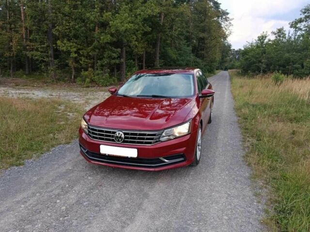 Красный Фольксваген Пассат, объемом двигателя 2 л и пробегом 56 тыс. км за 10250 $, фото 1 на Automoto.ua