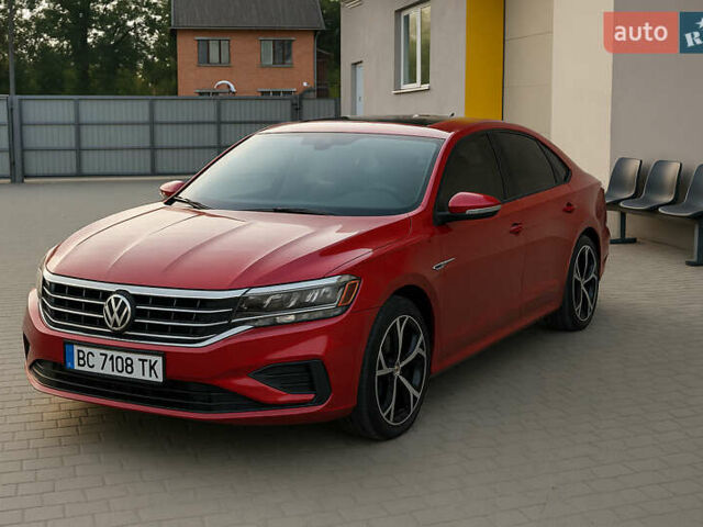 Красный Фольксваген Пассат, объемом двигателя 1.98 л и пробегом 95 тыс. км за 19900 $, фото 1 на Automoto.ua