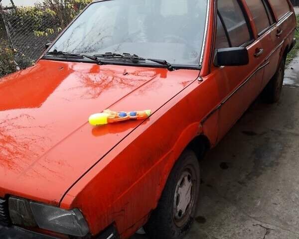 Красный Фольксваген Пассат, объемом двигателя 1.6 л и пробегом 127 тыс. км за 1400 $, фото 1 на Automoto.ua