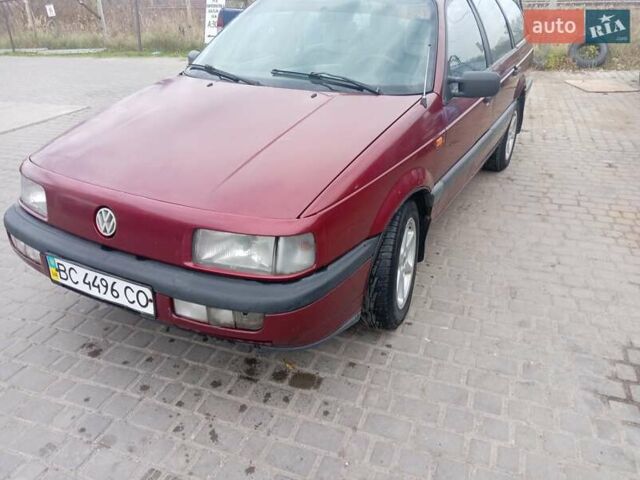 Красный Фольксваген Пассат, объемом двигателя 1.78 л и пробегом 400 тыс. км за 1300 $, фото 1 на Automoto.ua