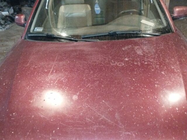 Красный Фольксваген Пассат, объемом двигателя 1 л и пробегом 500 тыс. км за 700 $, фото 1 на Automoto.ua