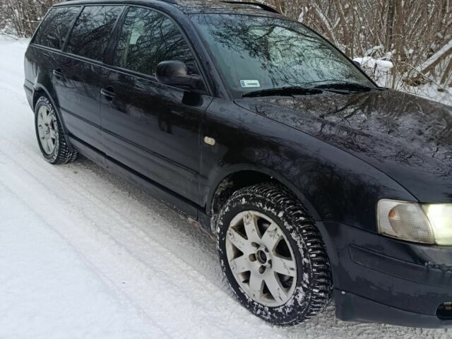 Красный Фольксваген Пассат, объемом двигателя 0 л и пробегом 535 тыс. км за 2200 $, фото 1 на Automoto.ua