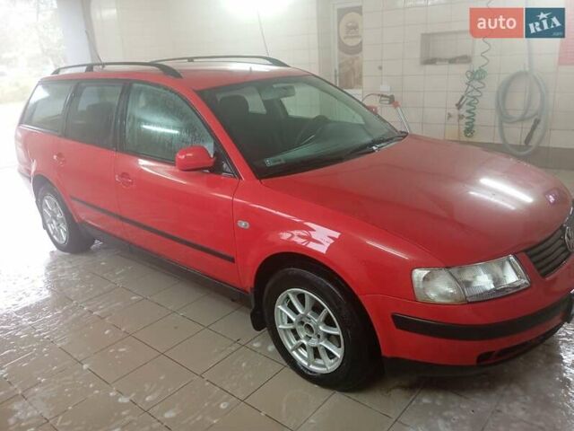 Червоний Фольксваген Пассат, об'ємом двигуна 1.9 л та пробігом 450 тис. км за 3400 $, фото 1 на Automoto.ua