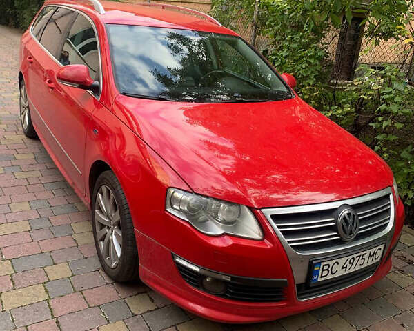 Красный Фольксваген Пассат, объемом двигателя 1.4 л и пробегом 181 тыс. км за 7200 $, фото 1 на Automoto.ua
