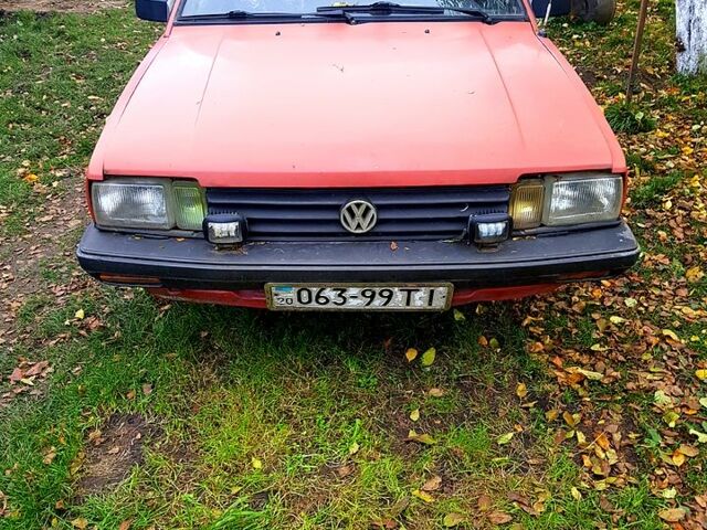 Фольксваген Пассат, объемом двигателя 1.6 л и пробегом 200 тыс. км за 750 $, фото 1 на Automoto.ua