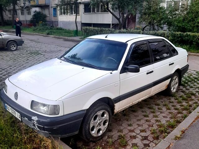 Фольксваген Пассат, объемом двигателя 1.8 л и пробегом 400 тыс. км за 1200 $, фото 1 на Automoto.ua