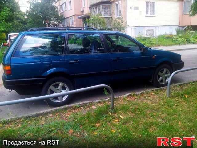 Фольксваген Пассат, объемом двигателя 1.8 л и пробегом 400 тыс. км за 1800 $, фото 1 на Automoto.ua