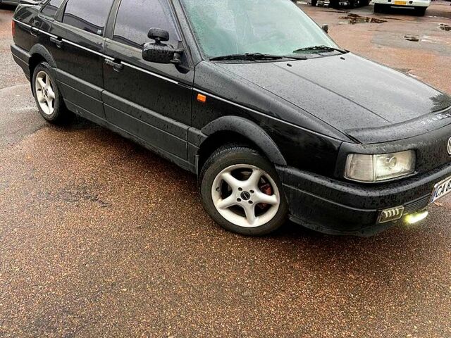 Фольксваген Пассат, об'ємом двигуна 2 л та пробігом 280 тис. км за 1999 $, фото 1 на Automoto.ua