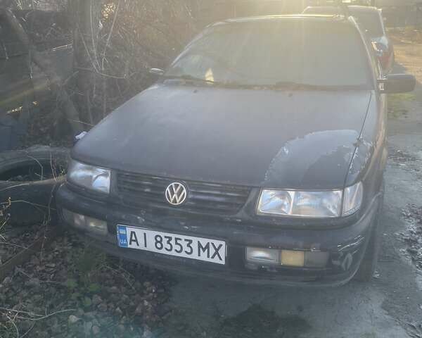 Фольксваген Пассат, объемом двигателя 2.8 л и пробегом 300 тыс. км за 1500 $, фото 1 на Automoto.ua