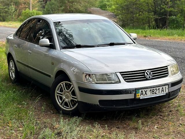 Фольксваген Пассат, объемом двигателя 1.8 л и пробегом 397 тыс. км за 3500 $, фото 1 на Automoto.ua