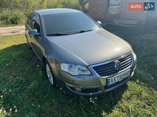 Фольксваген Пассат, об'ємом двигуна 2 л та пробігом 268 тис. км за 6800 $, фото 1 на Automoto.ua