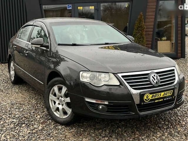 Фольксваген Пассат, объемом двигателя 1.8 л и пробегом 290 тыс. км за 6999 $, фото 1 на Automoto.ua