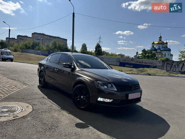 Фольксваген Пассат, объемом двигателя 2 л и пробегом 215 тыс. км за 10900 $, фото 1 на Automoto.ua