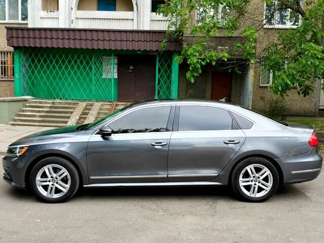 Фольксваген Пассат, объемом двигателя 1.8 л и пробегом 170 тыс. км за 12900 $, фото 1 на Automoto.ua