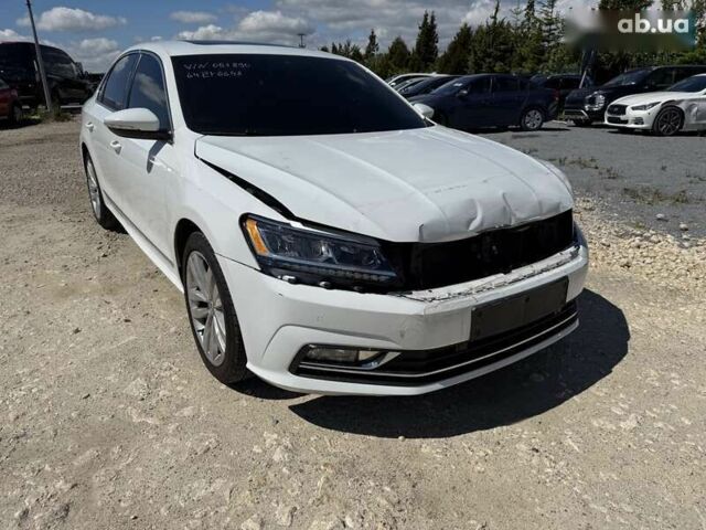 Фольксваген Пассат, объемом двигателя 2 л и пробегом 113 тыс. км за 11800 $, фото 1 на Automoto.ua