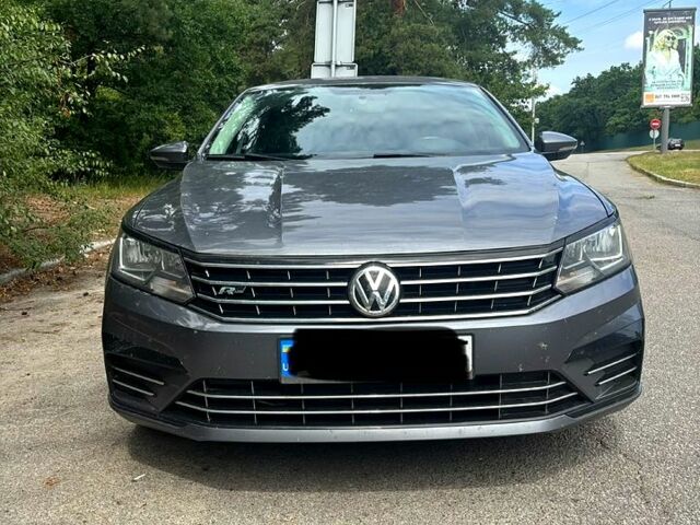 Фольксваген Пассат, объемом двигателя 2 л и пробегом 123 тыс. км за 14000 $, фото 1 на Automoto.ua