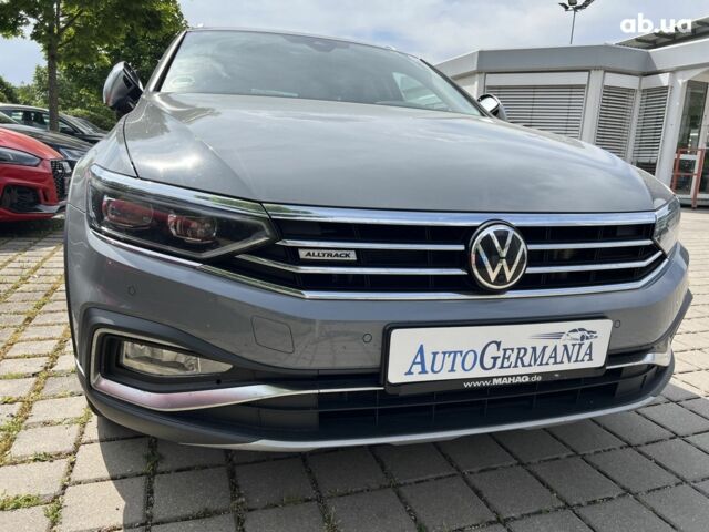 Фольксваген Пассат, объемом двигателя 2 л и пробегом 22 тыс. км за 44450 $, фото 1 на Automoto.ua