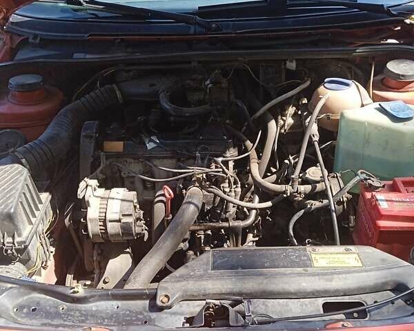 Фольксваген Пассат, объемом двигателя 1.8 л и пробегом 200 тыс. км за 2000 $, фото 1 на Automoto.ua