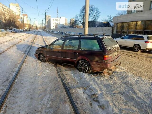 Фольксваген Пассат, об'ємом двигуна 1.8 л та пробігом 207 тис. км за 800 $, фото 1 на Automoto.ua