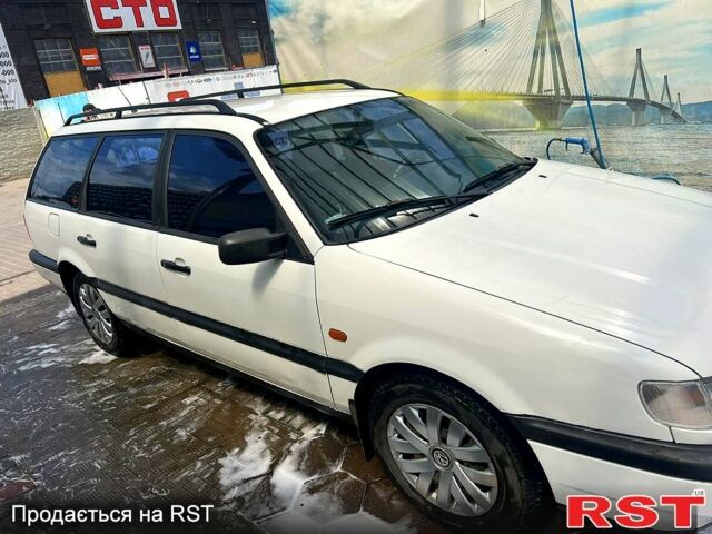 Фольксваген Пассат, об'ємом двигуна 1.8 л та пробігом 420 тис. км за 2350 $, фото 1 на Automoto.ua