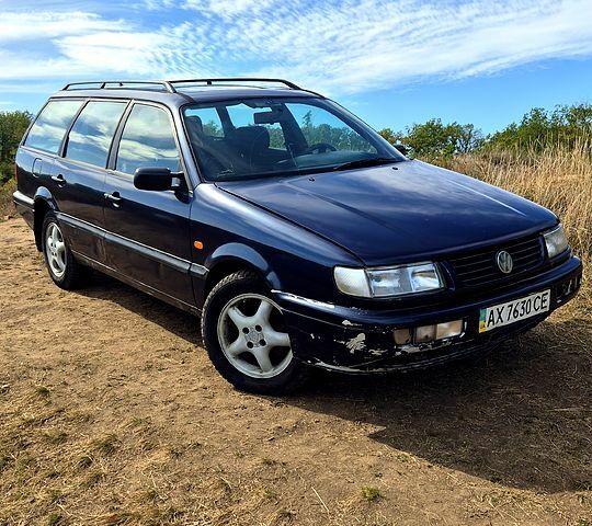 Фольксваген Пассат, об'ємом двигуна 1.8 л та пробігом 350 тис. км за 1500 $, фото 1 на Automoto.ua