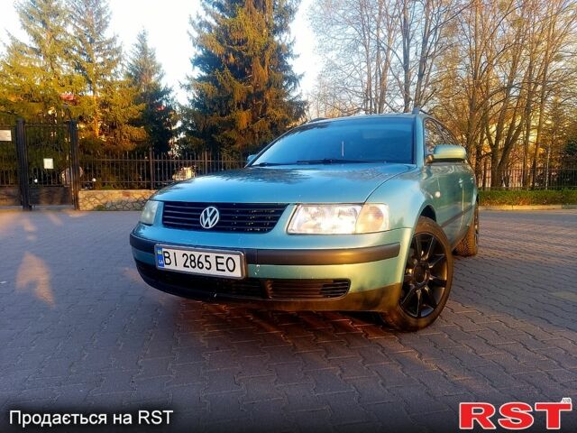 Фольксваген Пассат, объемом двигателя 2.3 л и пробегом 300 тыс. км за 4500 $, фото 1 на Automoto.ua