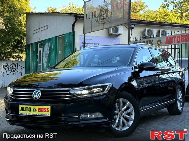 Фольксваген Пассат, объемом двигателя 1.6 л и пробегом 217 тыс. км за 13999 $, фото 1 на Automoto.ua