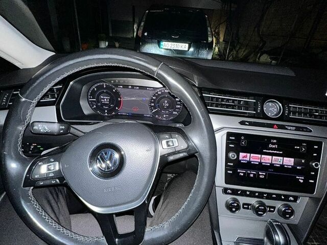 Фольксваген Пассат, объемом двигателя 2 л и пробегом 160 тыс. км за 17000 $, фото 1 на Automoto.ua