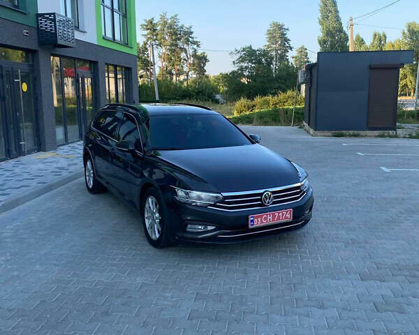 Фольксваген Пассат, объемом двигателя 1.97 л и пробегом 214 тыс. км за 17700 $, фото 1 на Automoto.ua