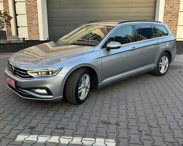 Фольксваген Пассат, объемом двигателя 2 л и пробегом 195 тыс. км за 22700 $, фото 1 на Automoto.ua