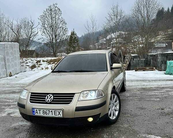 Желтый Фольксваген Пассат, объемом двигателя 1.8 л и пробегом 274 тыс. км за 4200 $, фото 1 на Automoto.ua