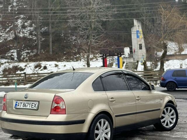 Желтый Фольксваген Пассат, объемом двигателя 1.8 л и пробегом 274 тыс. км за 4200 $, фото 1 на Automoto.ua