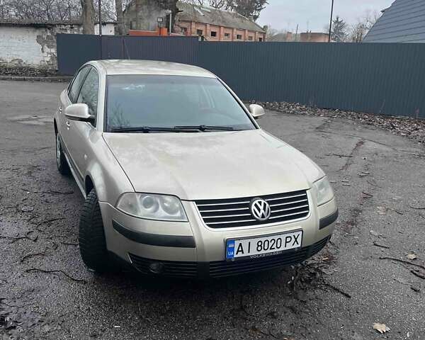 Желтый Фольксваген Пассат, объемом двигателя 1.9 л и пробегом 258 тыс. км за 5600 $, фото 1 на Automoto.ua