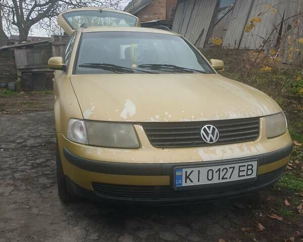 Жовтий Фольксваген Пассат, об'ємом двигуна 1.9 л та пробігом 670 тис. км за 2500 $, фото 1 на Automoto.ua