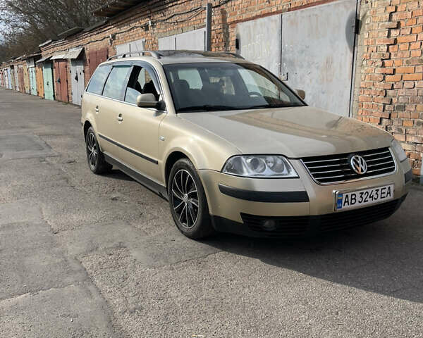 Желтый Фольксваген Пассат, объемом двигателя 1.98 л и пробегом 281 тыс. км за 4500 $, фото 1 на Automoto.ua