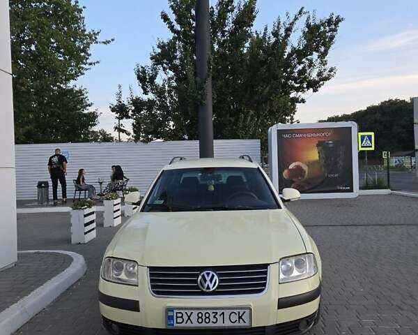 Жовтий Фольксваген Пассат, об'ємом двигуна 1.9 л та пробігом 500 тис. км за 5000 $, фото 1 на Automoto.ua