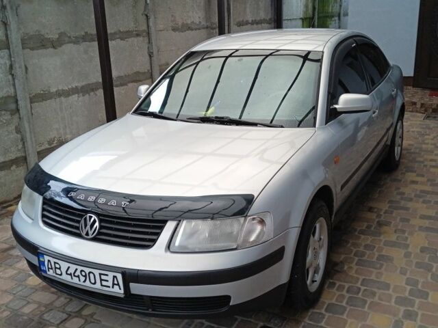 Серый Фольксваген Пассат, объемом двигателя 1.6 л и пробегом 1000 тыс. км за 3500 $, фото 1 на Automoto.ua