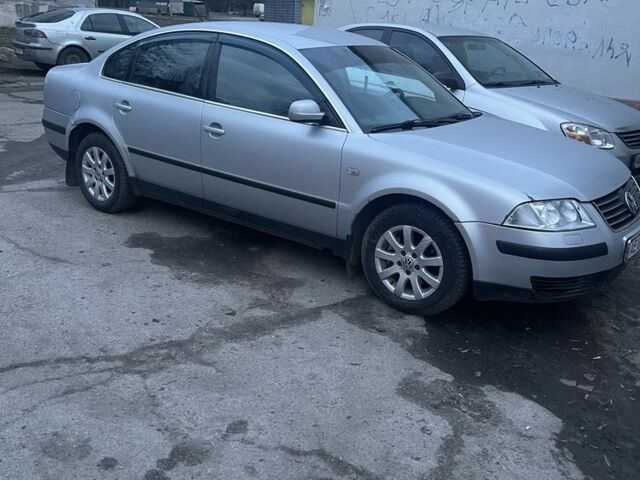 Сірий Фольксваген Пассат, об'ємом двигуна 1.9 л та пробігом 500 тис. км за 3400 $, фото 1 на Automoto.ua