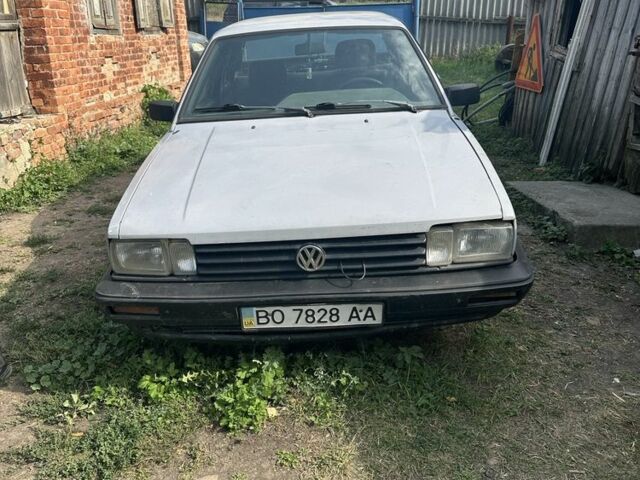 Серый Фольксваген Пассат, объемом двигателя 1.8 л и пробегом 175 тыс. км за 836 $, фото 1 на Automoto.ua