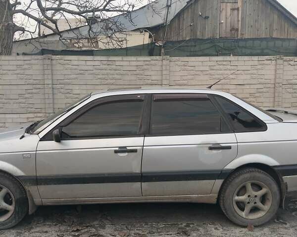 Серый Фольксваген Пассат, объемом двигателя 1.8 л и пробегом 500 тыс. км за 1800 $, фото 1 на Automoto.ua