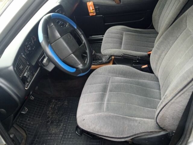 Сірий Фольксваген Пассат, об'ємом двигуна 0 л та пробігом 444 тис. км за 1298 $, фото 1 на Automoto.ua